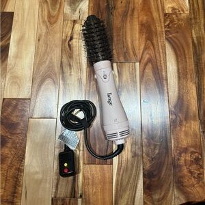 Lange round blow dry brush